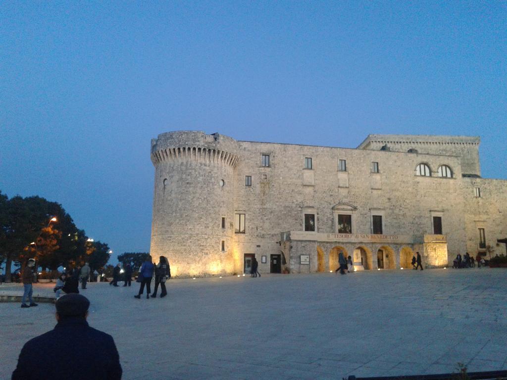 Bed and Breakfast Dimora Delle Badesse Conversano Exterior foto